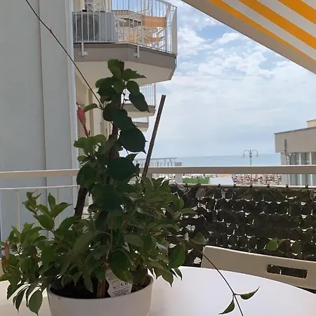 Bianca Fronte Mare