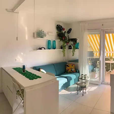 Bianca Fronte Mare *